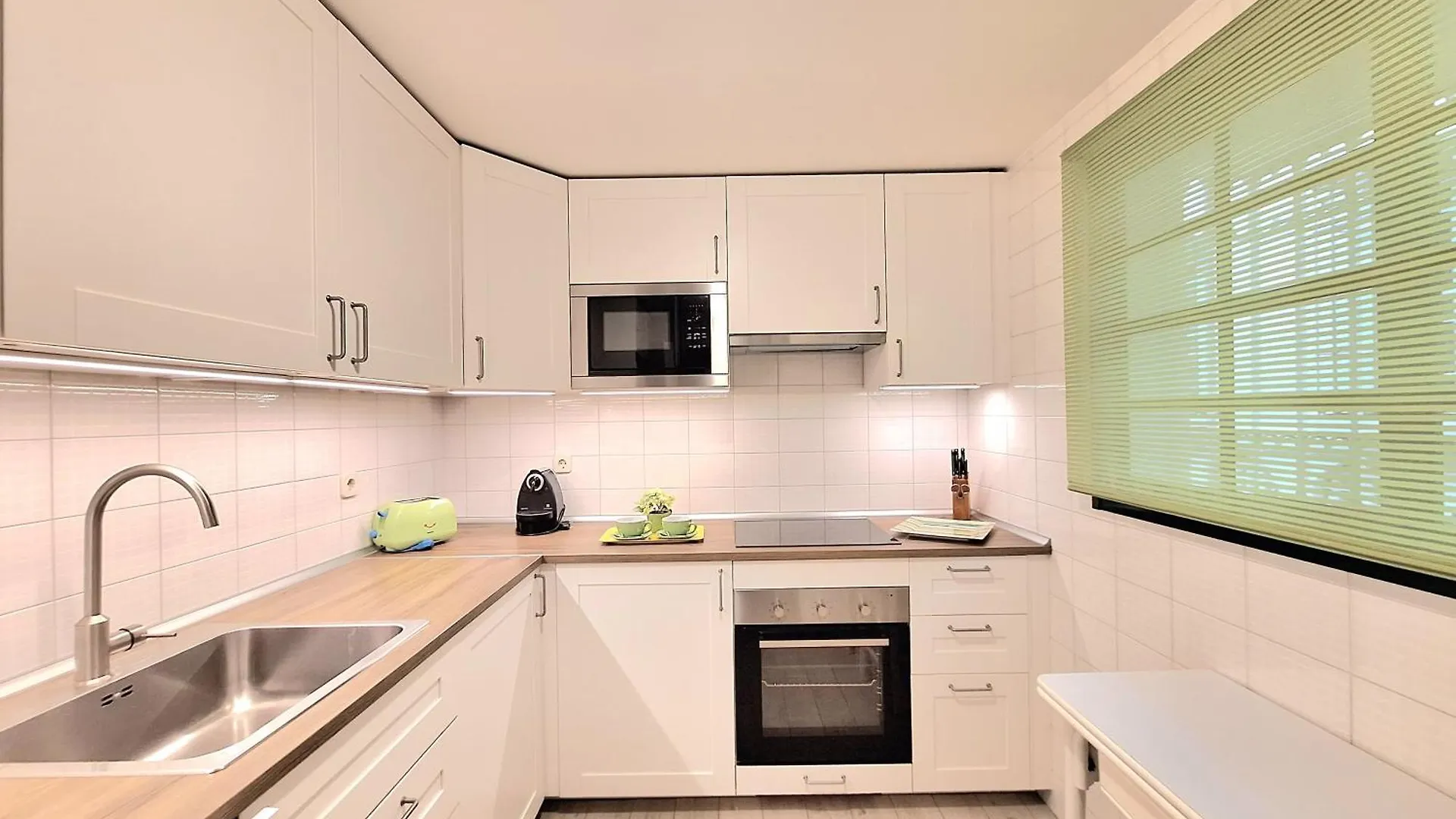 Holiday home Aloha Pueblo Valle Del Golf, Puerto Banus Marbella