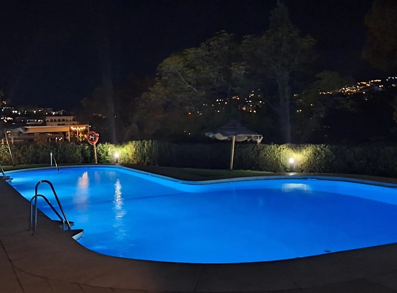 Aloha Pueblo Valle Del Golf, Puerto Banus Marbella