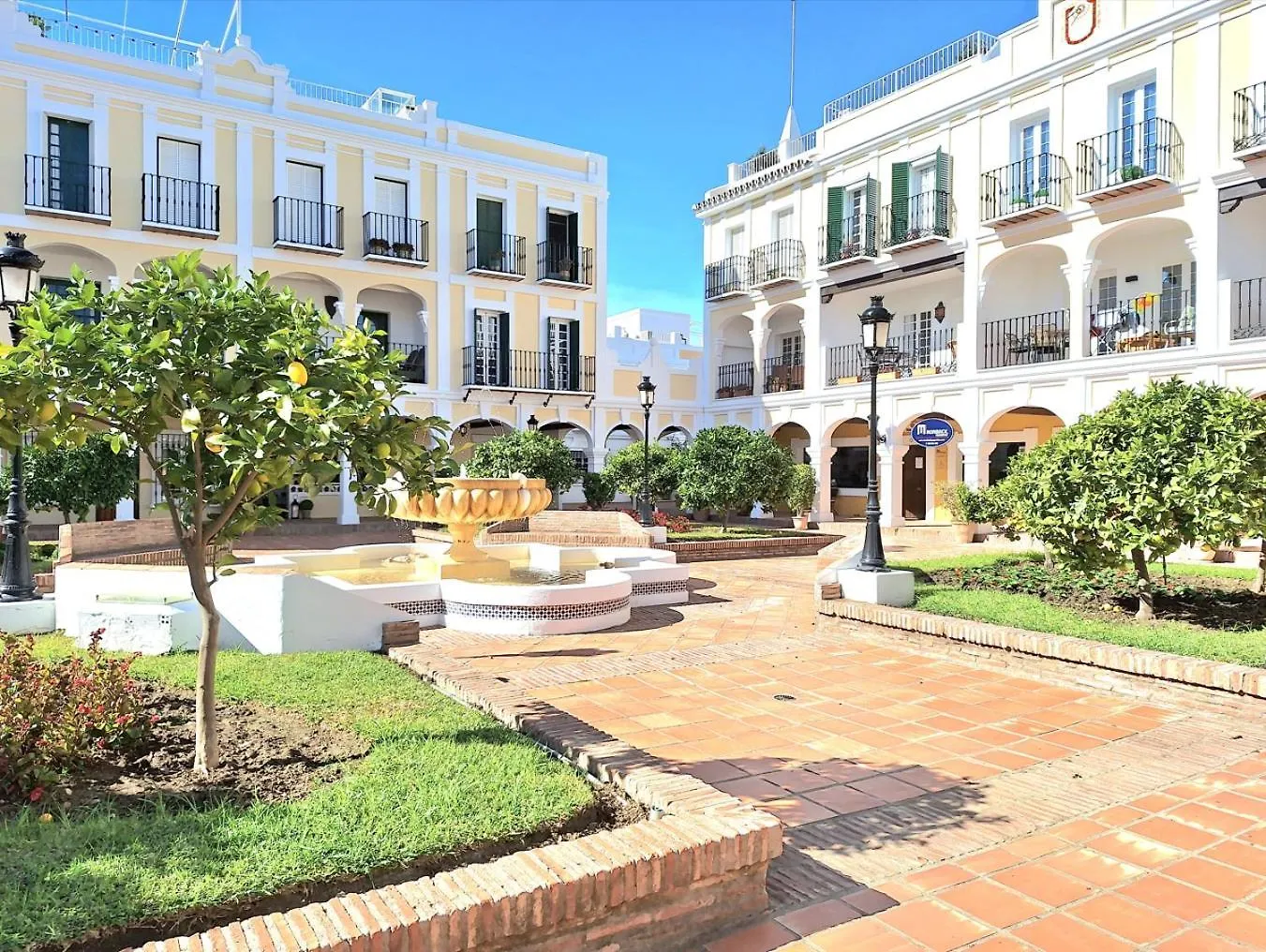 Aloha Pueblo Valle Del Golf, Puerto Banus Marbella 0*,  Spain